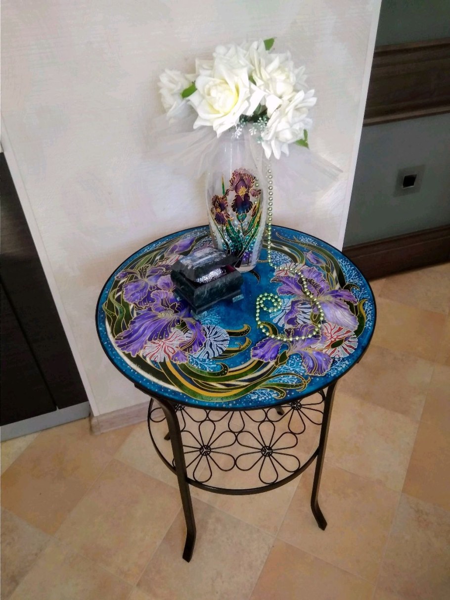 Журнальный столик ikea КЛИНГСБУ