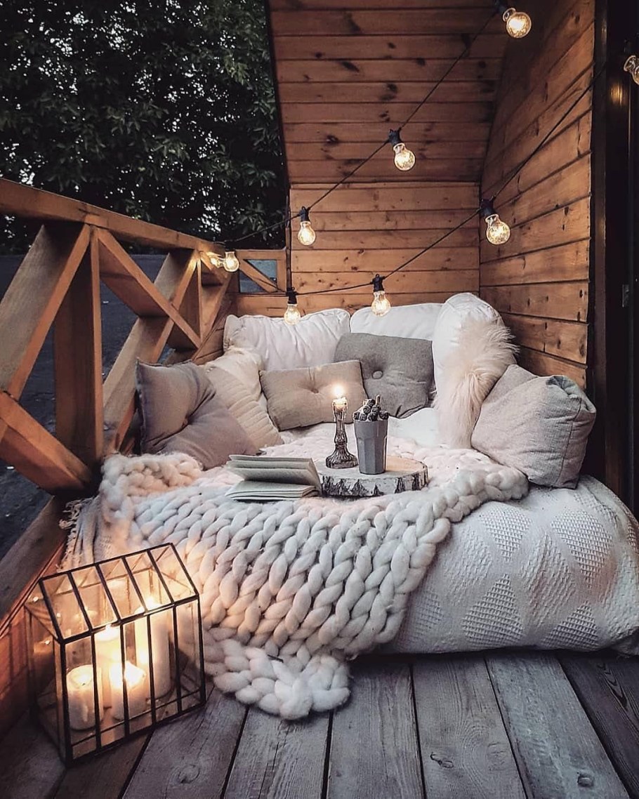 Уютная кровать