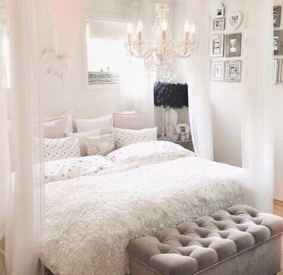 Милая уютная спальня