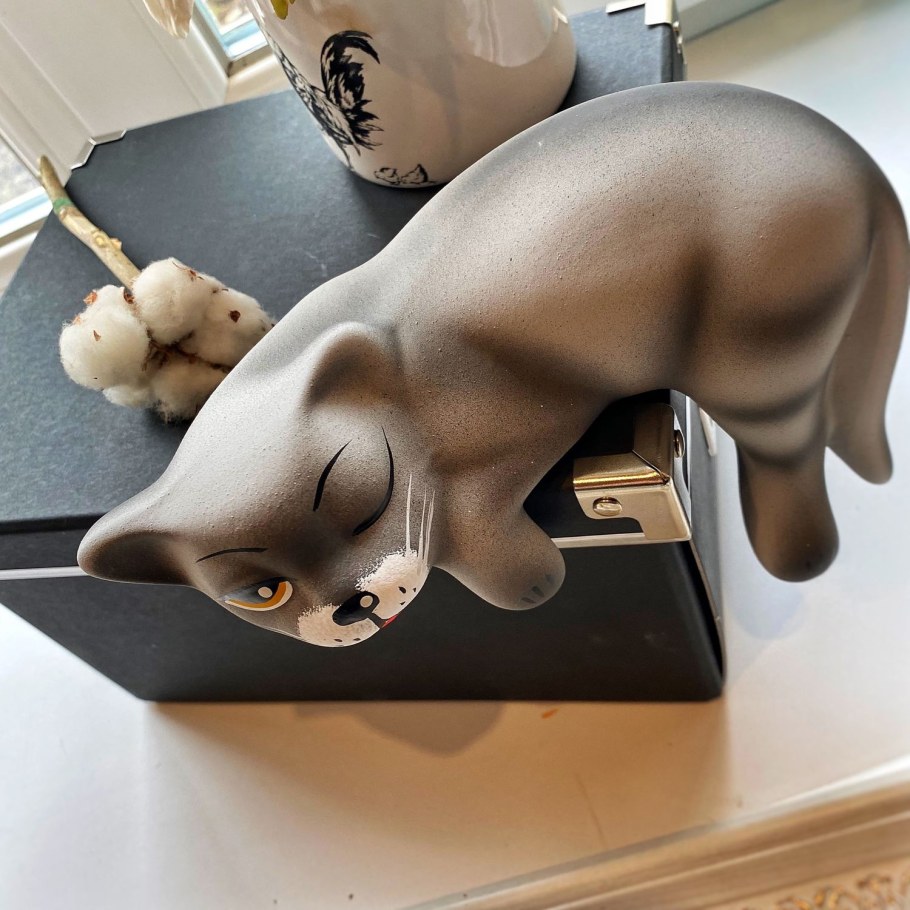 Фигурки супергероев в реальной жизни