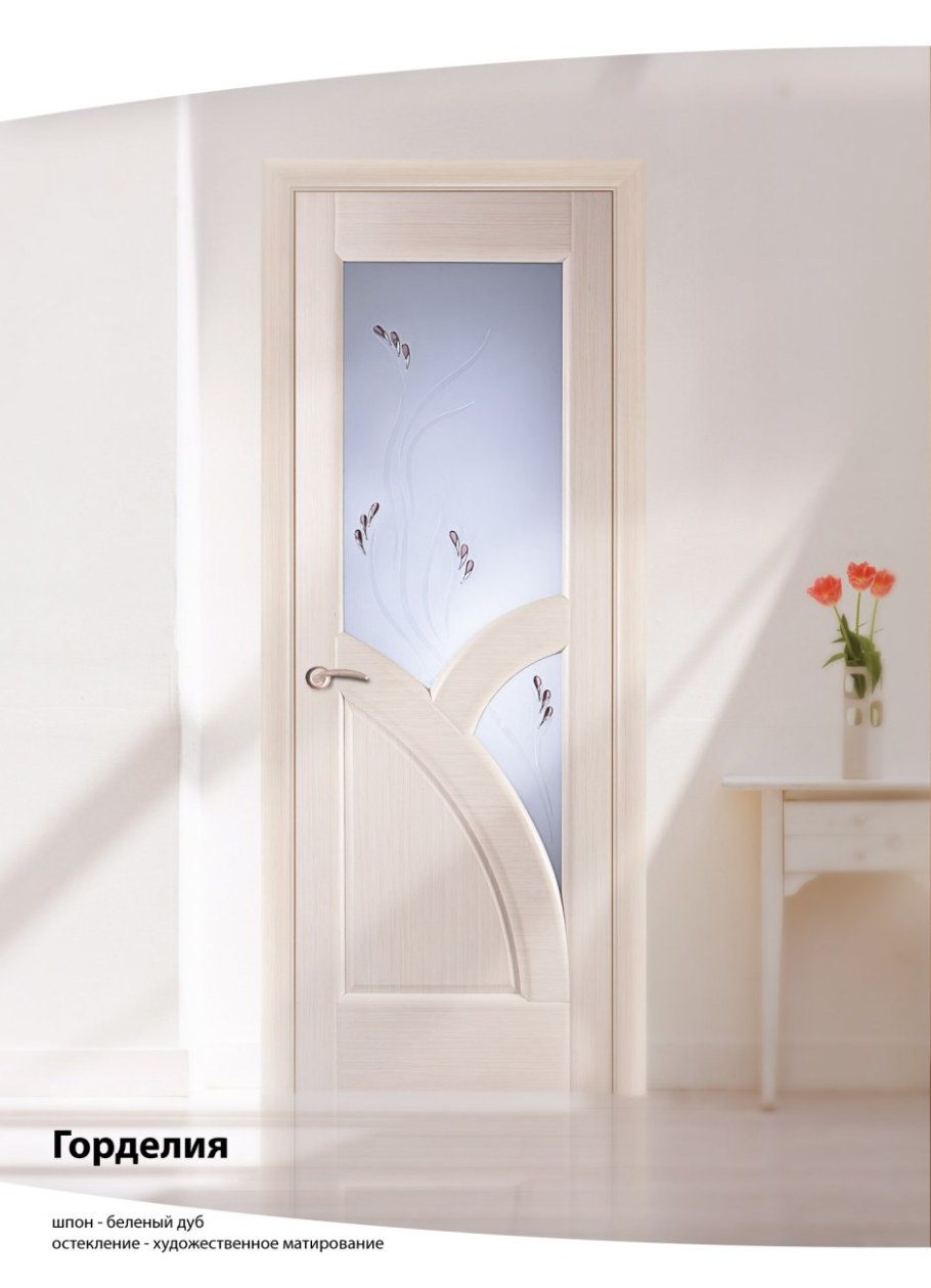 Светлые межкомнатные двери в интерьере