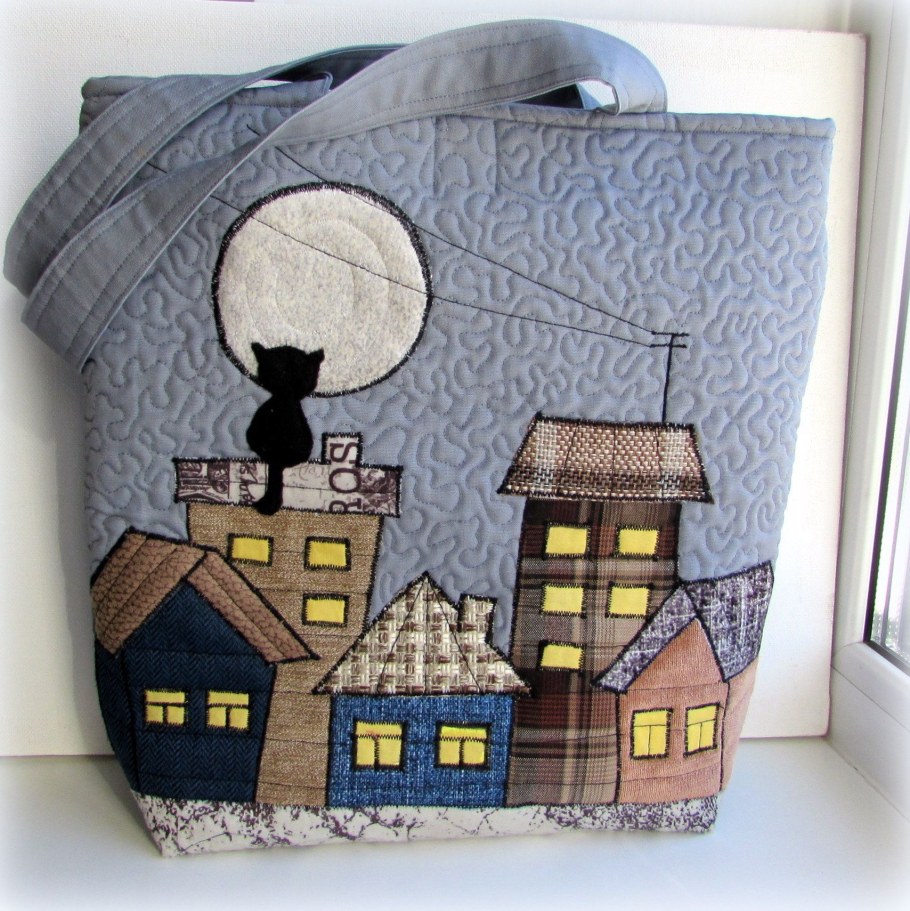Сумки с аппликацией домики