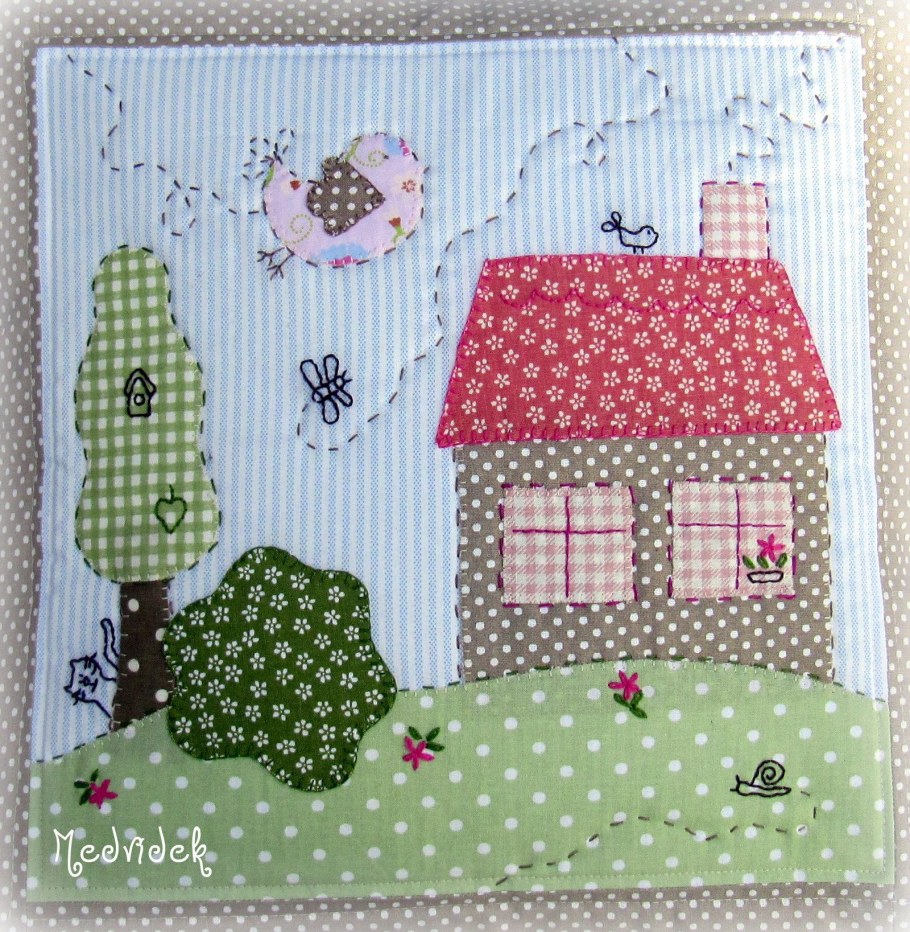 Аппликация домики из ткани