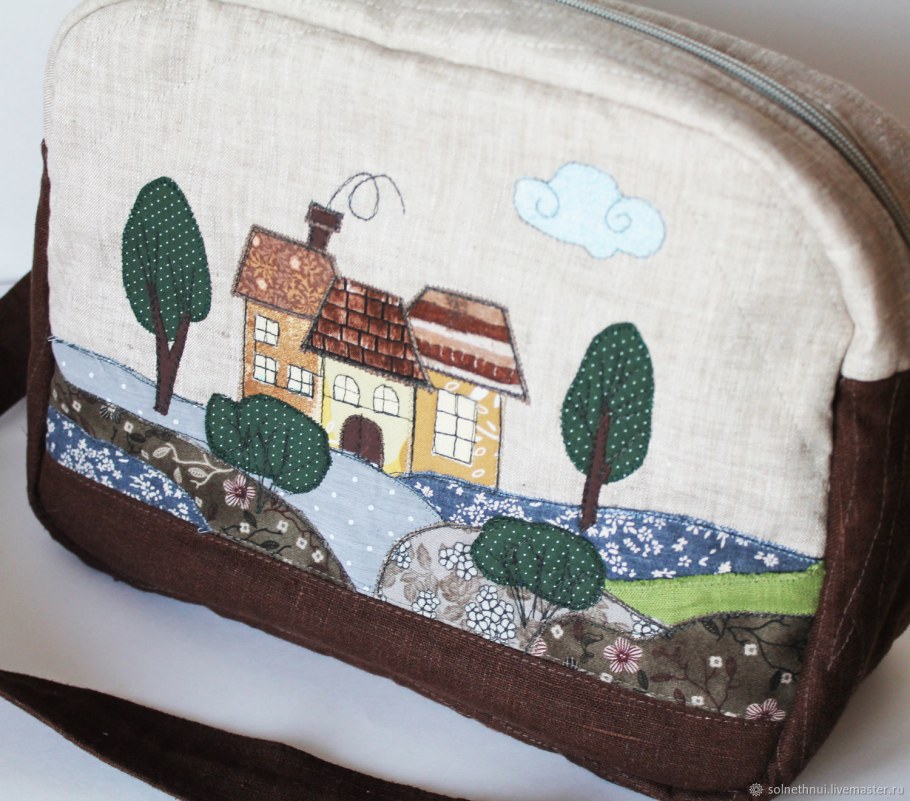 Сумки с лоскутными домиками