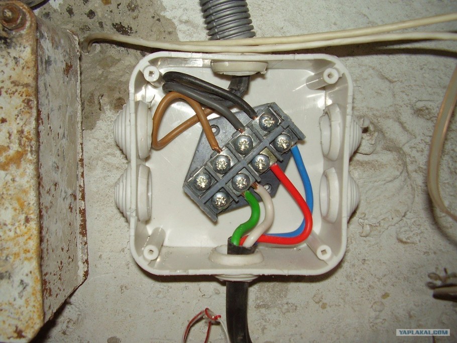 Соединитель проводки 380