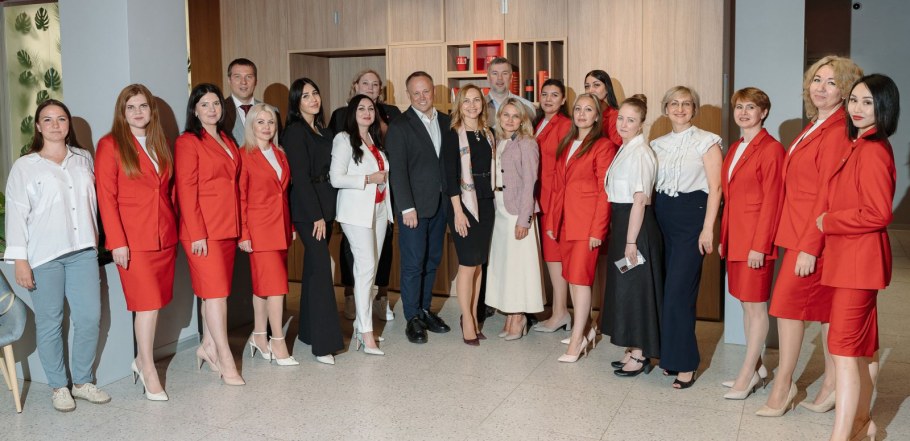 Сотрудники Альфа банка Омск