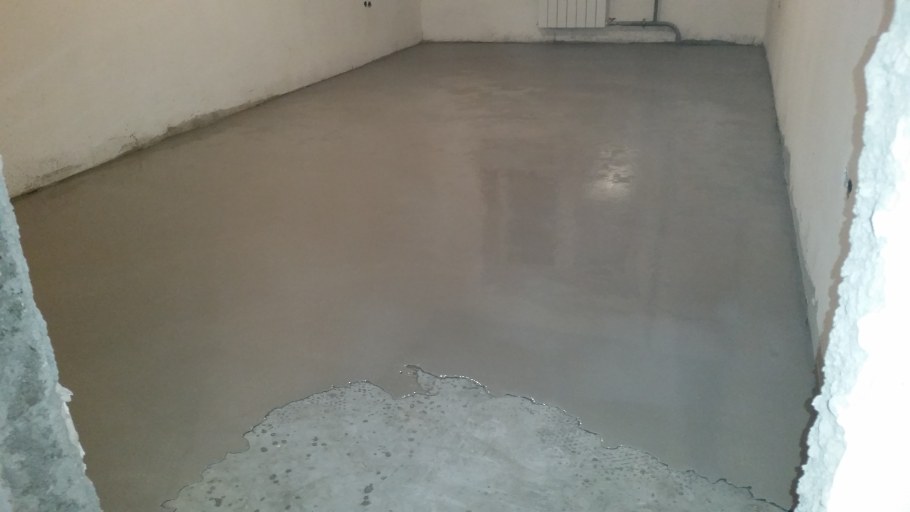 Финишная (нивелирная смесь) заливка пола 1200x720