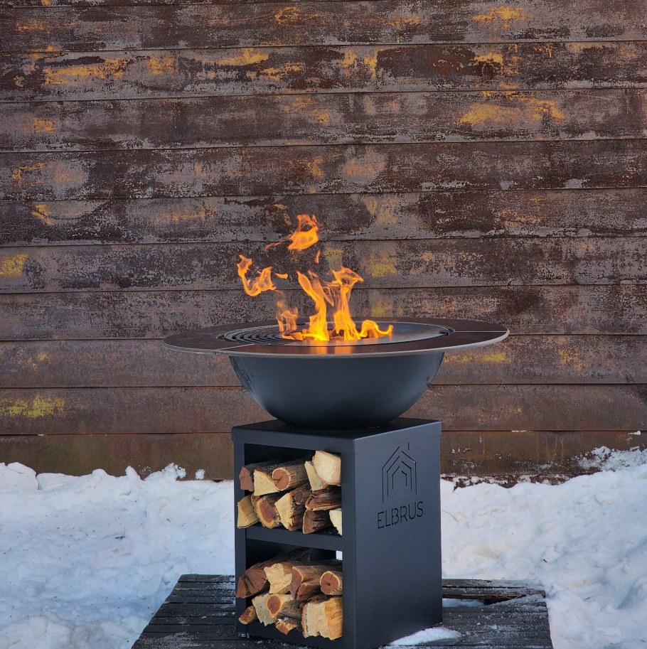 Костровая чаша с креслами