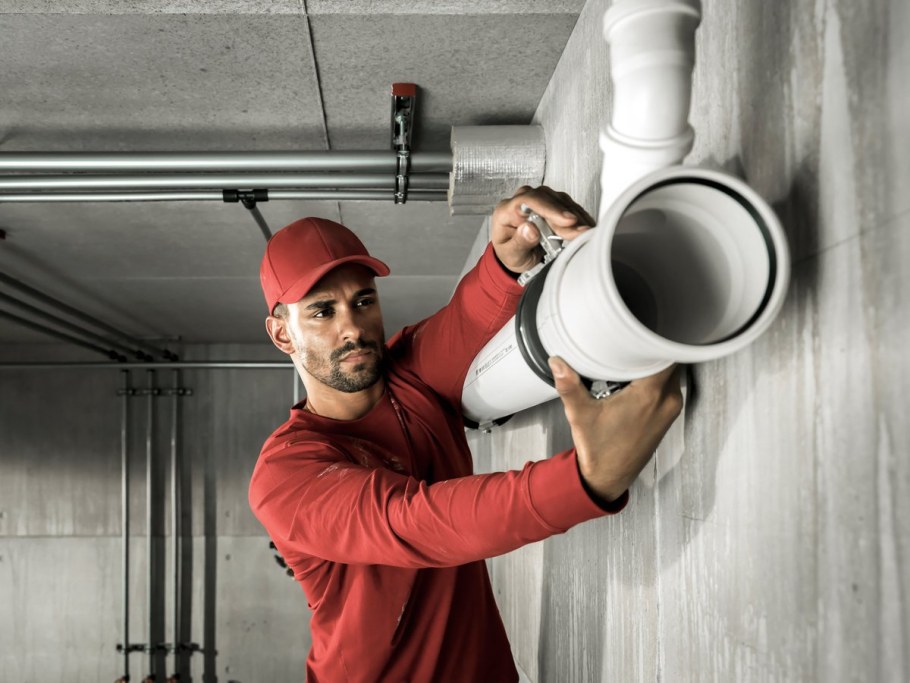 Рехау монтажник