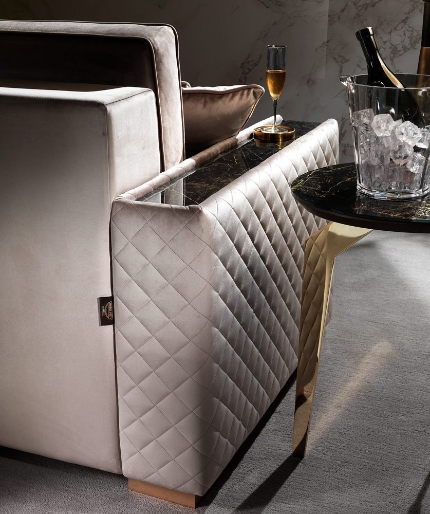 Парикмахерское кресло Incanto