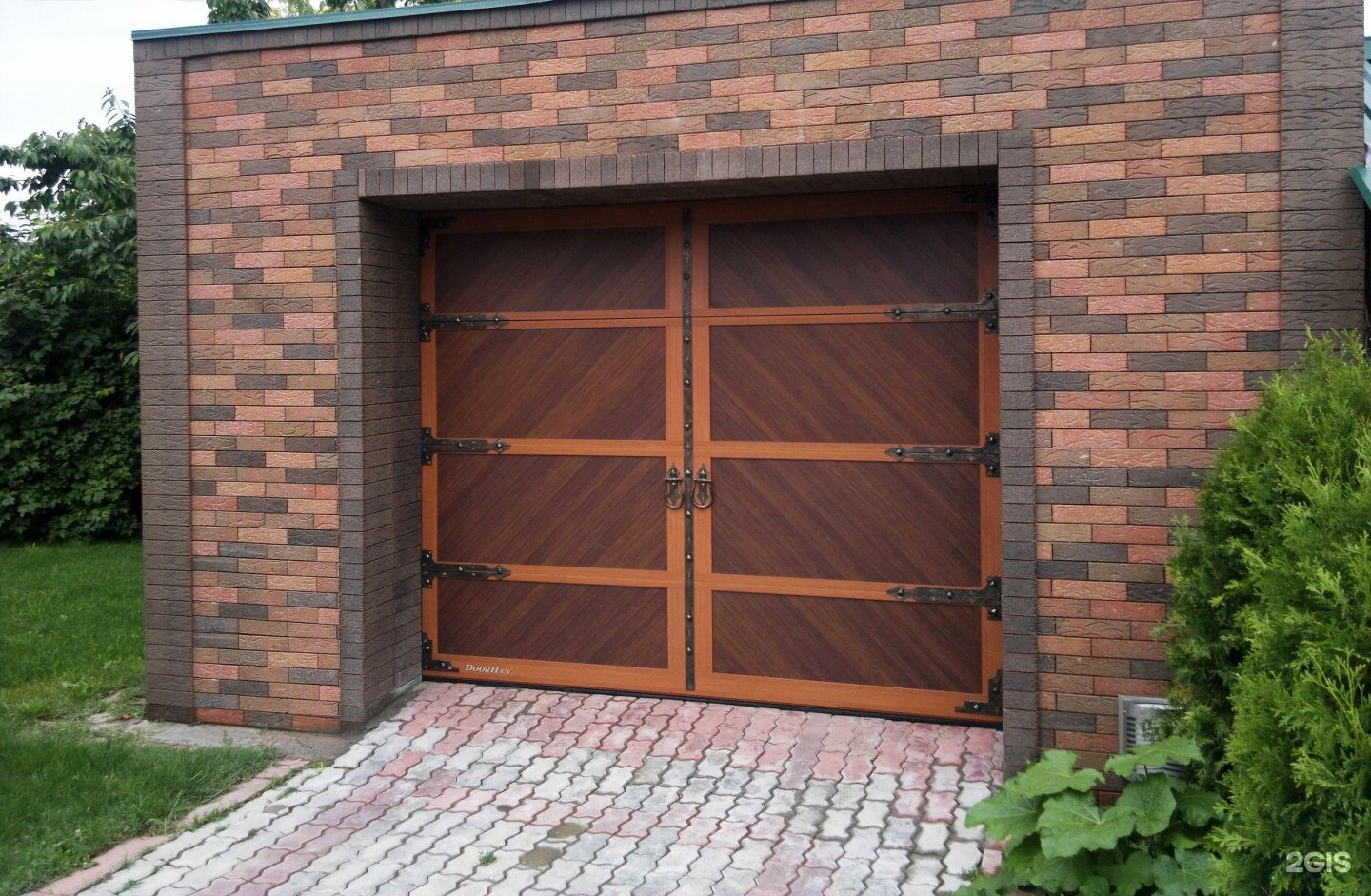 ворота в гараж фото
