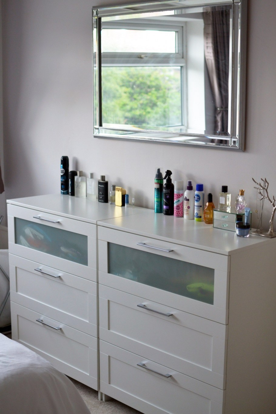 Комод икеа белый со стеклом БРИМНЭС