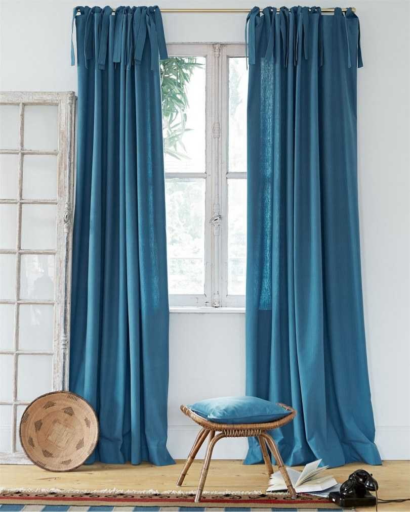 Синие шторы в интерьере