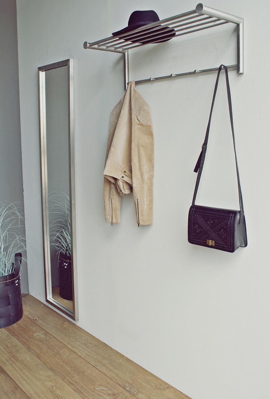 Вешалка Эльба Стенлес