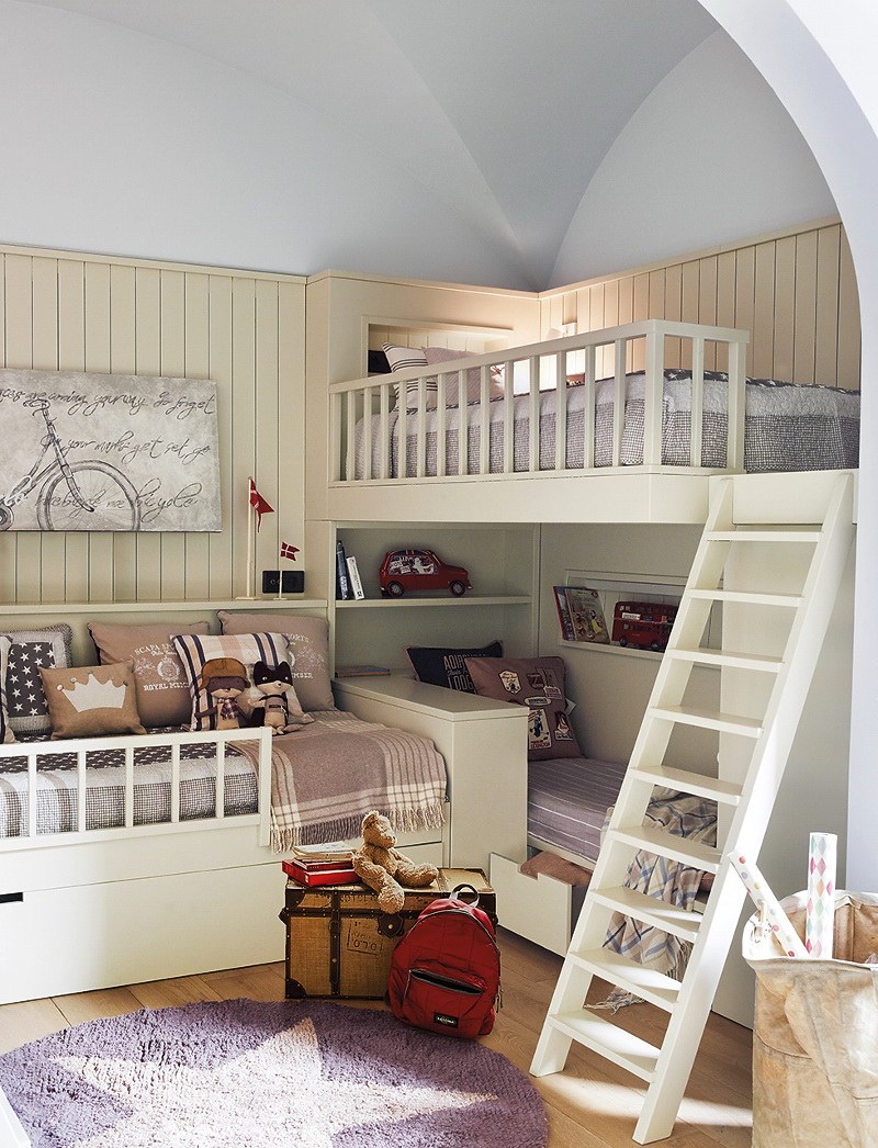 Двухэтажная комната