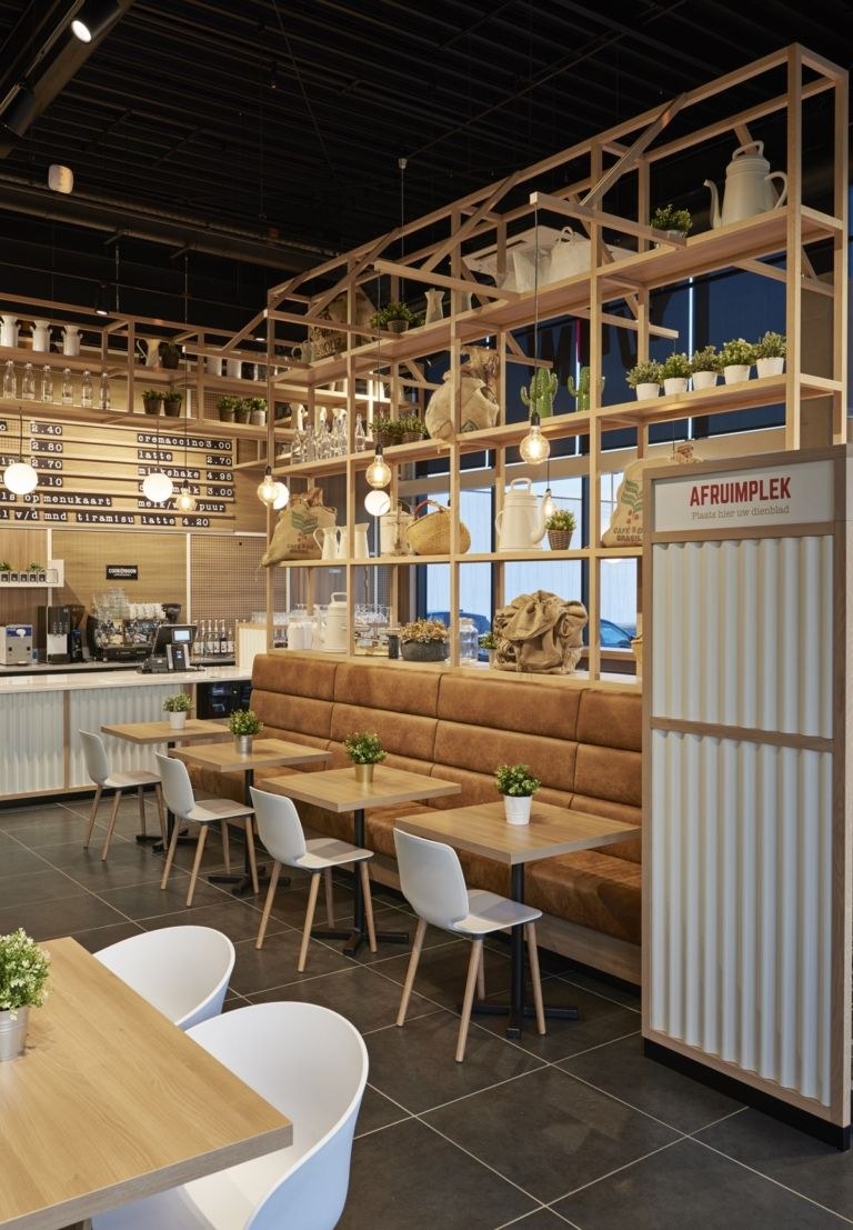 Интерьер кофейни 2022