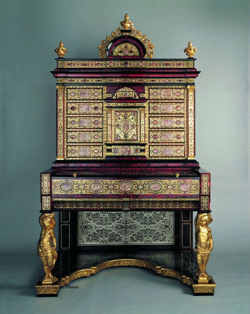 Антиквариат мебель