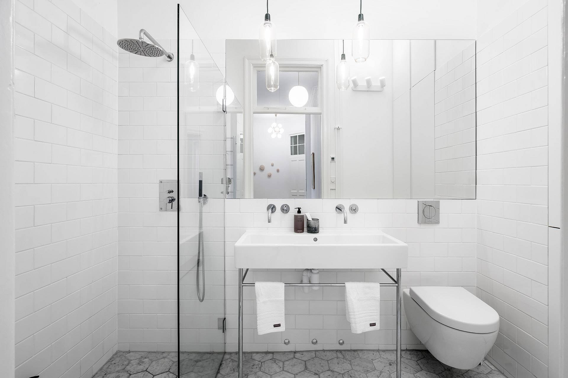 скандинавский дизайн ванной комнаты фото