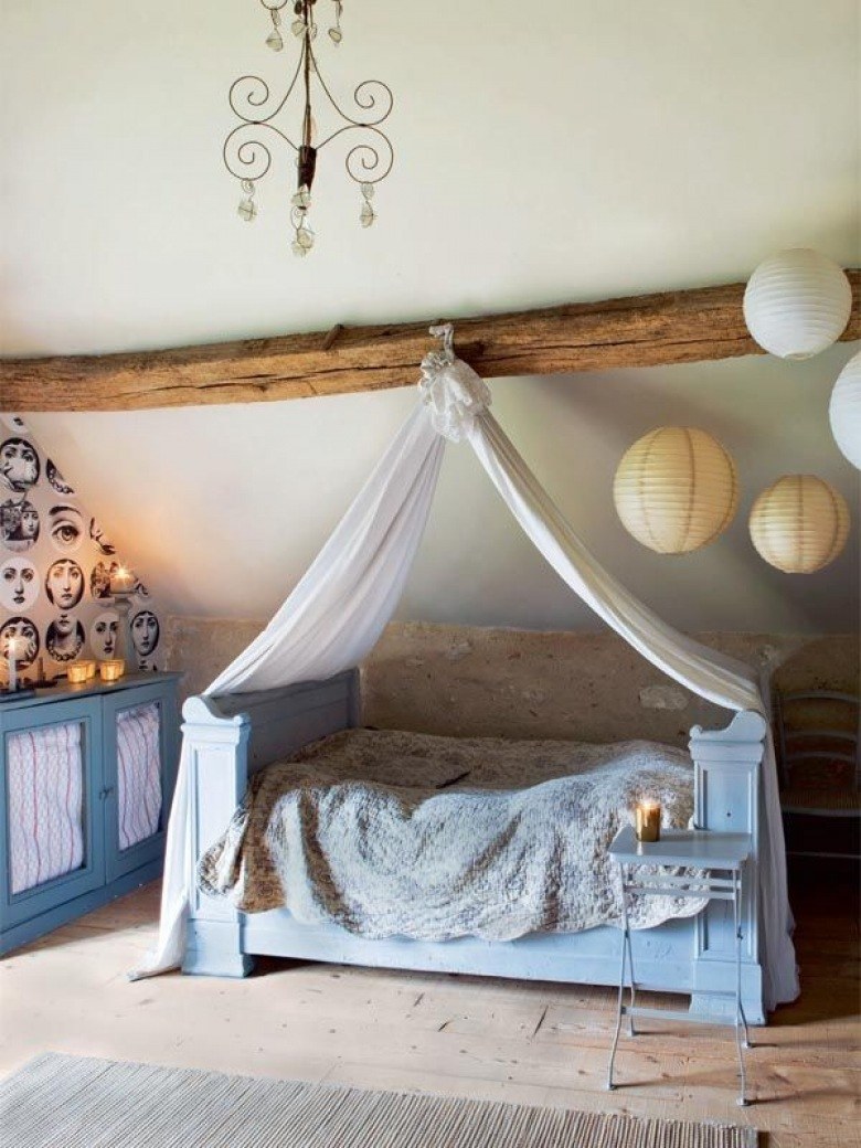 Кровать с балдахином для мальчика