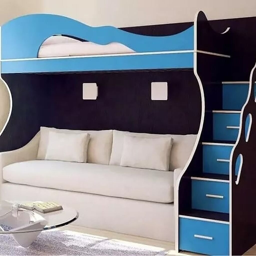 кровать чердак с лестницей ящиками и диваном