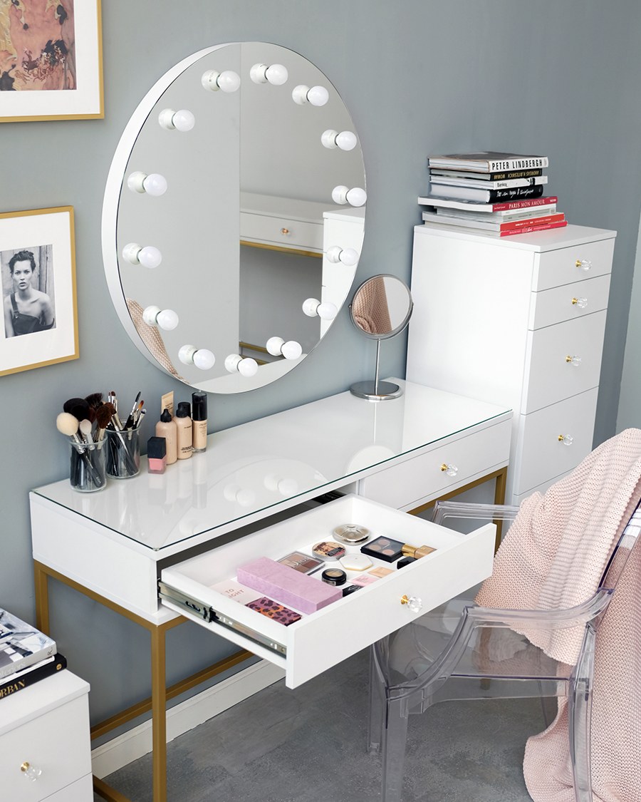 Мебель для макияжа
