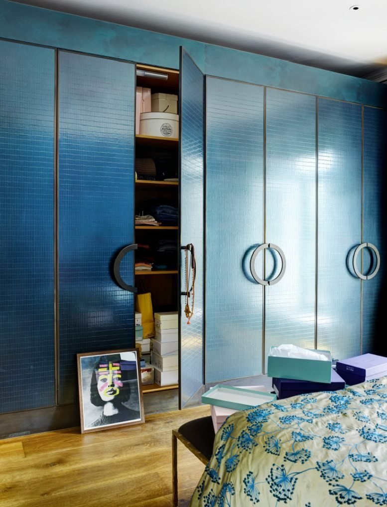 Шкаф купе бирюзового цвета