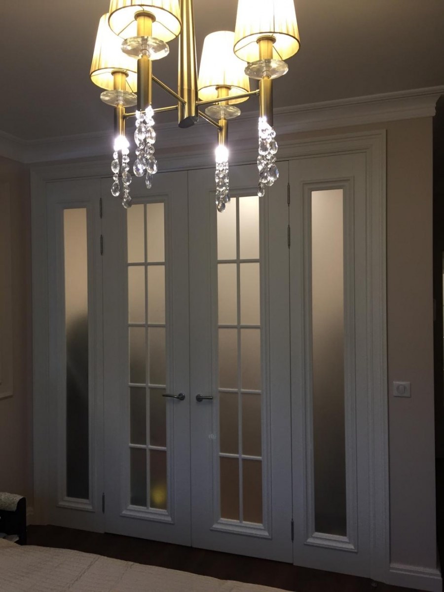 Двери английская решетка в интерьере