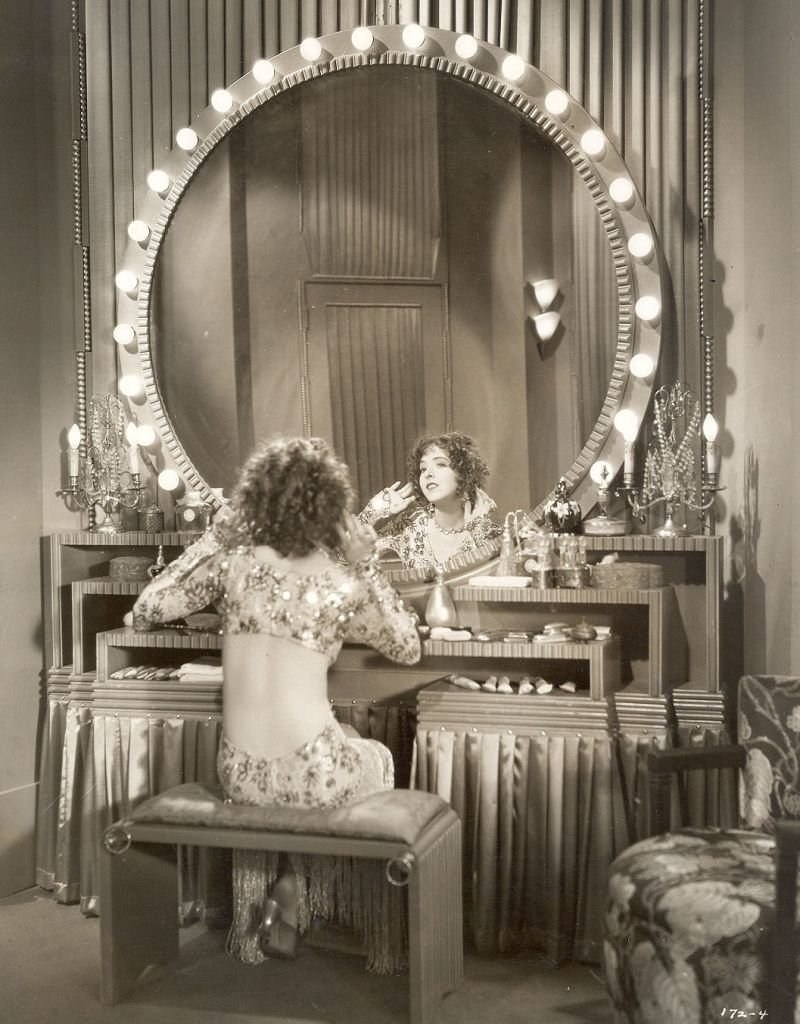 Туалетный столик ретро