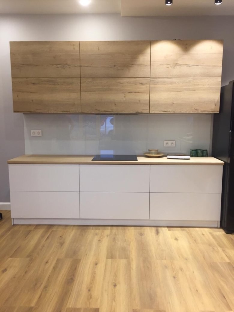 Эггер дуб Галифакс белый кухня