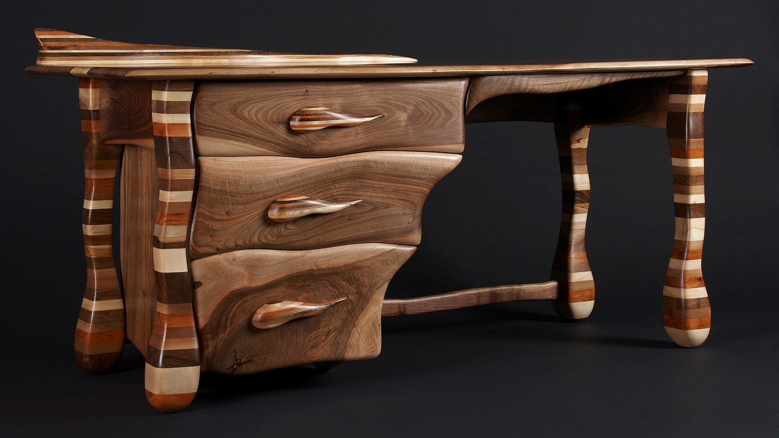 Эксклюзивные дерево. Интересные деревянные изделия. Необычная мебель из дерева. Необычные деревянные столы. Необычные предметы интерьера.