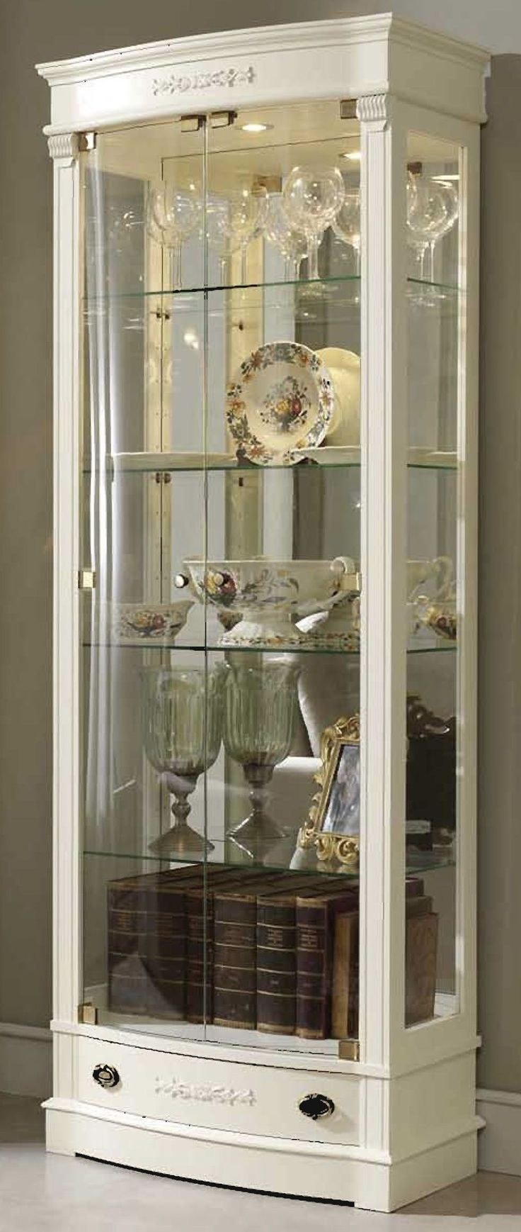 Посудный шкаф Mario Villanova