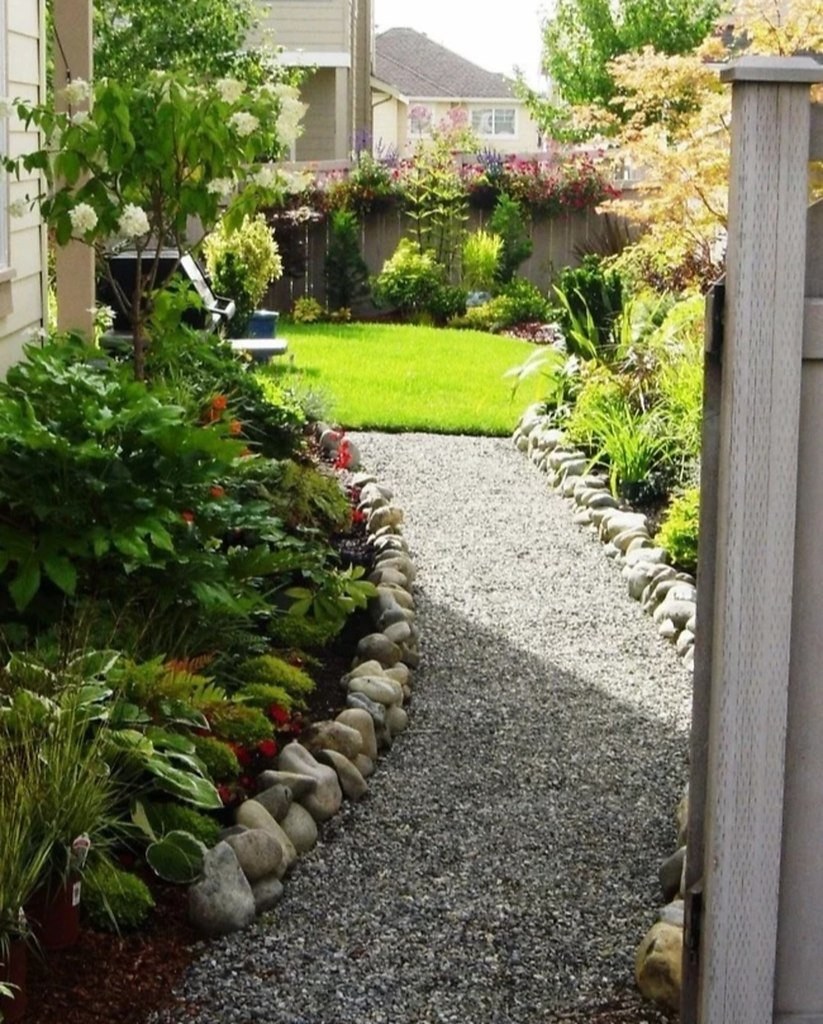 Обустройство двора