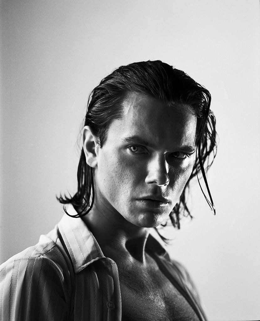 Ривер Феникс