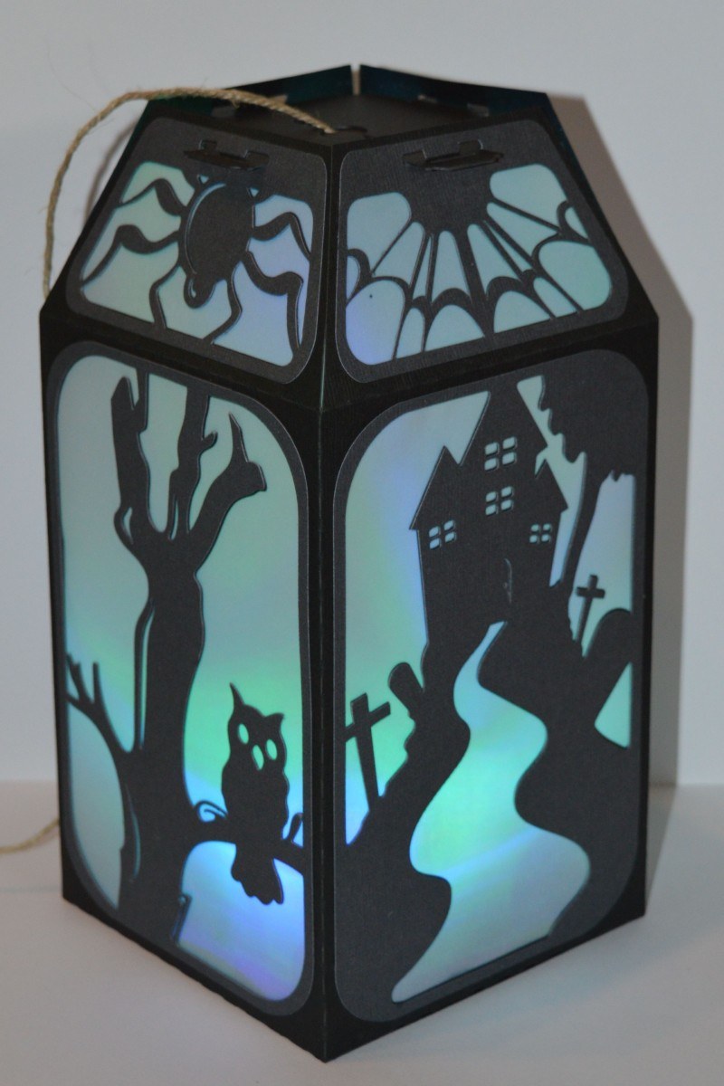 Фонарь из бумаги