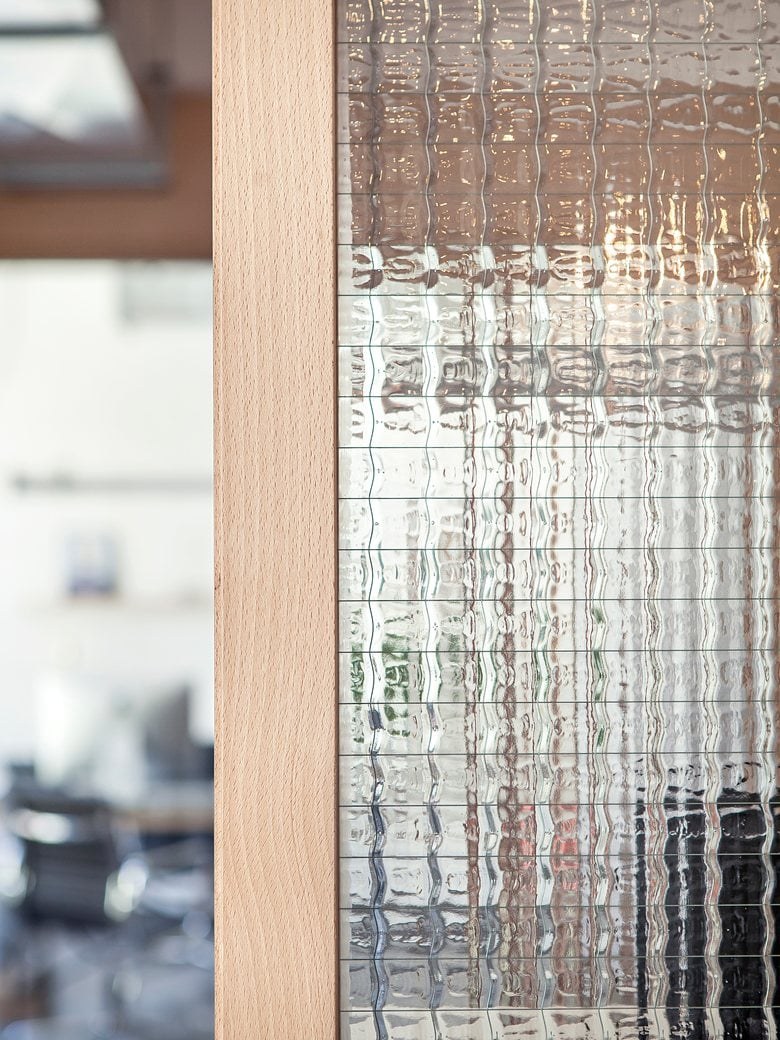 Перегородки со стеклом Кризет