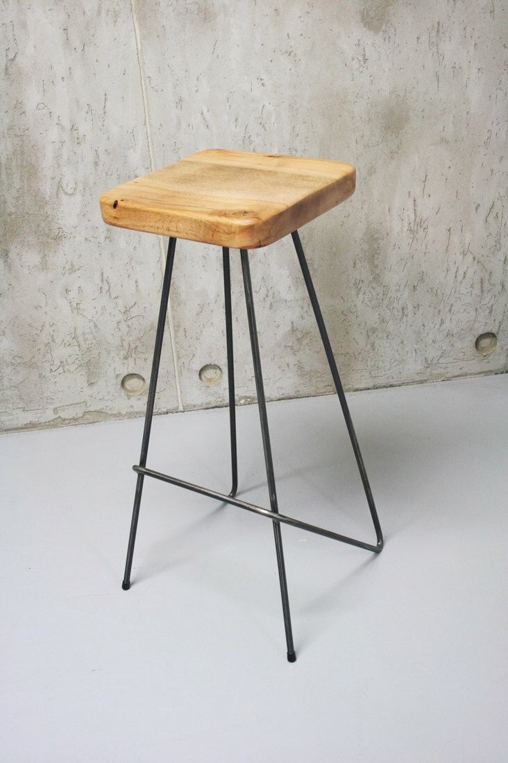 Металлические барные стулья