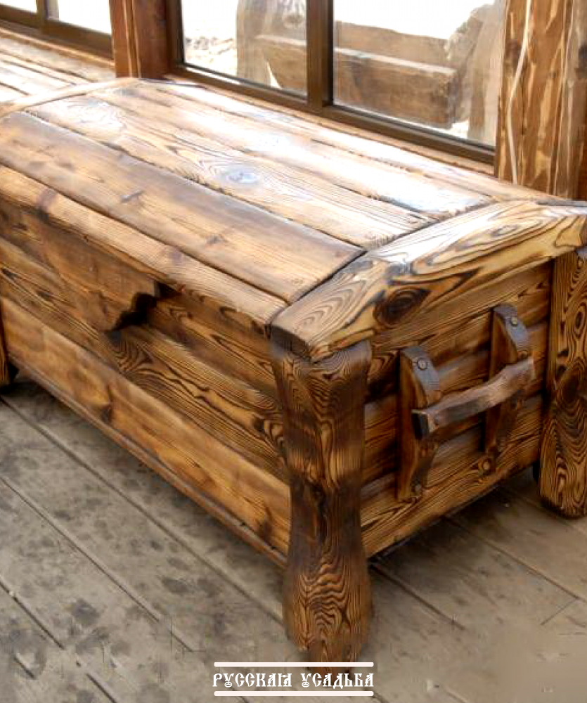 Сундук деревянный