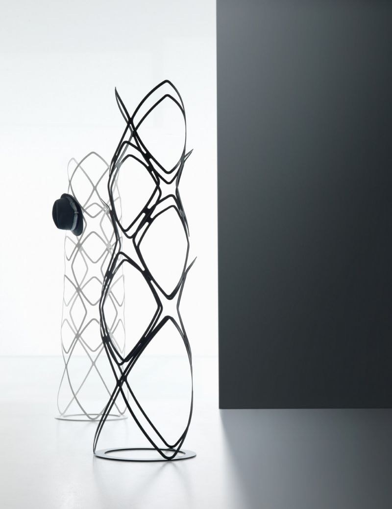 Вешалка в стиле хайтек