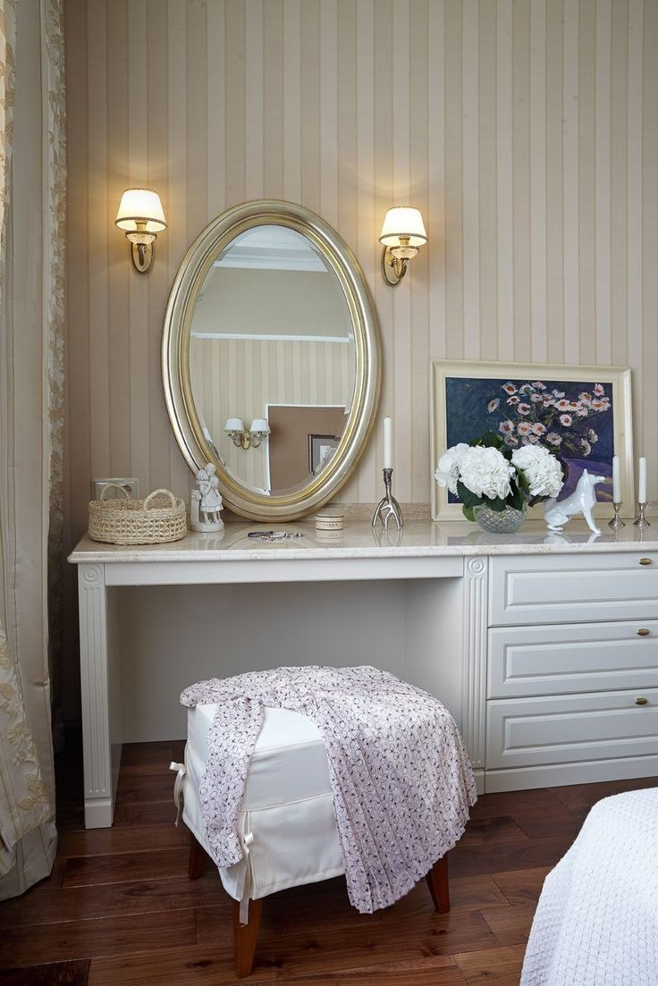 Декор на комоде в спальне (45 фото)