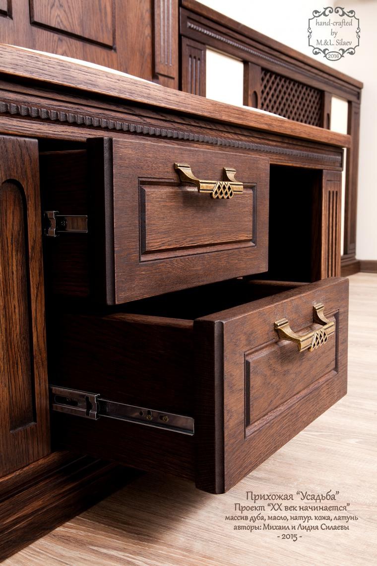 Комод из дерева