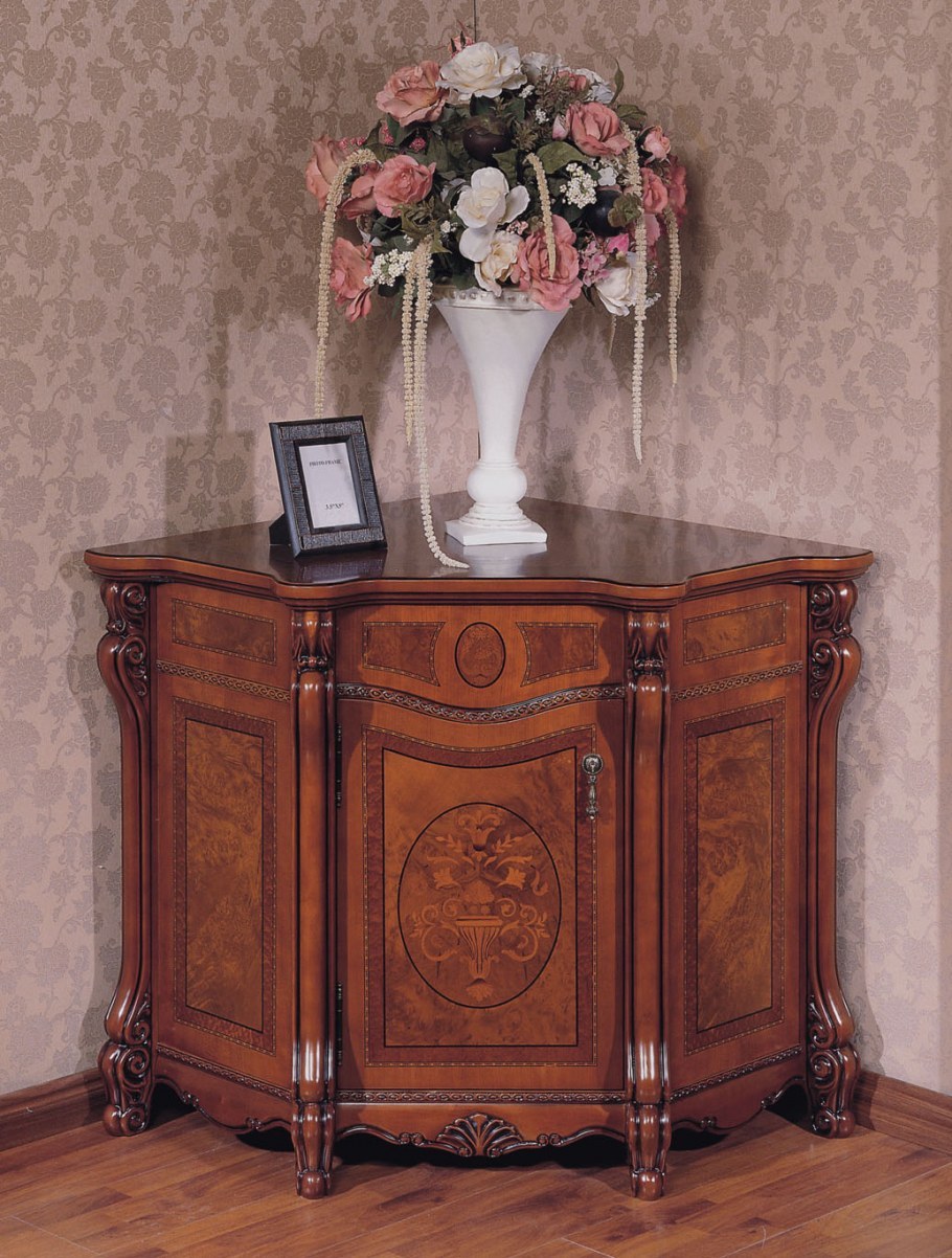 Угловая тумбочка в спальню