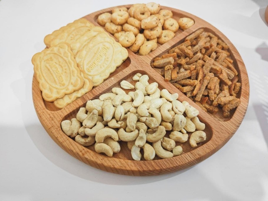 Менажница деревянная 4 секции