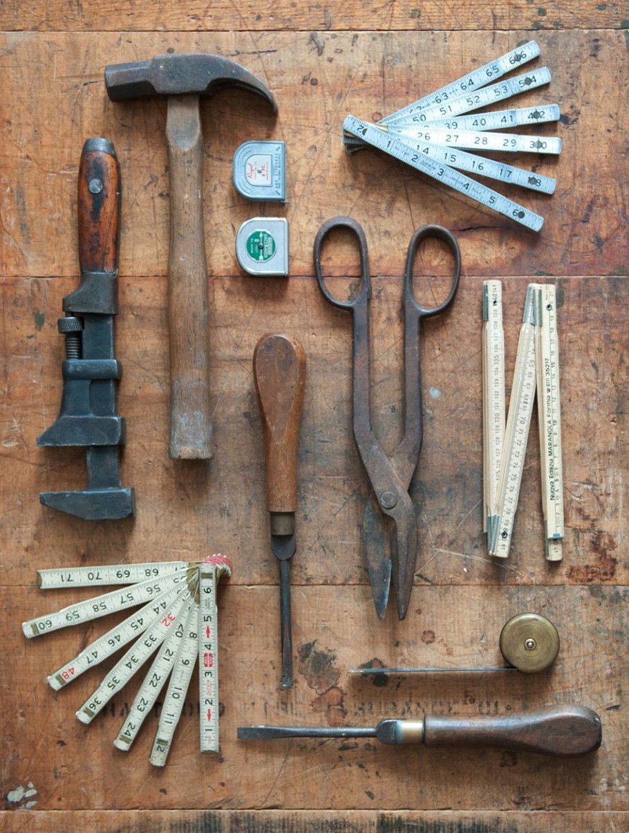 Старинные инструменты