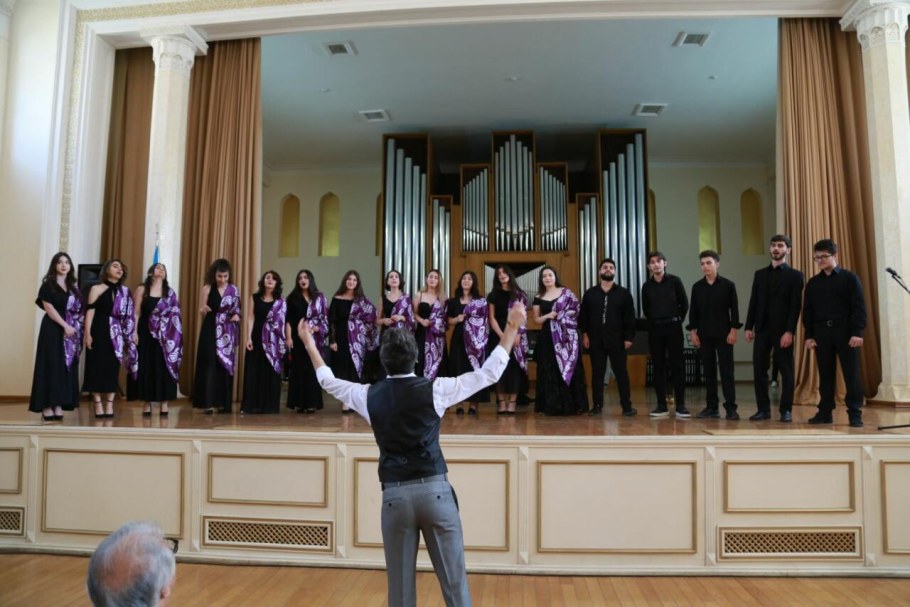 Концертный зал Баку