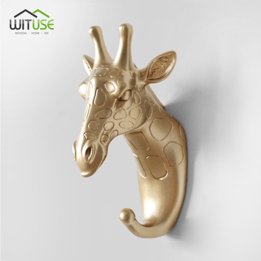 Крючки настенные в виде животных