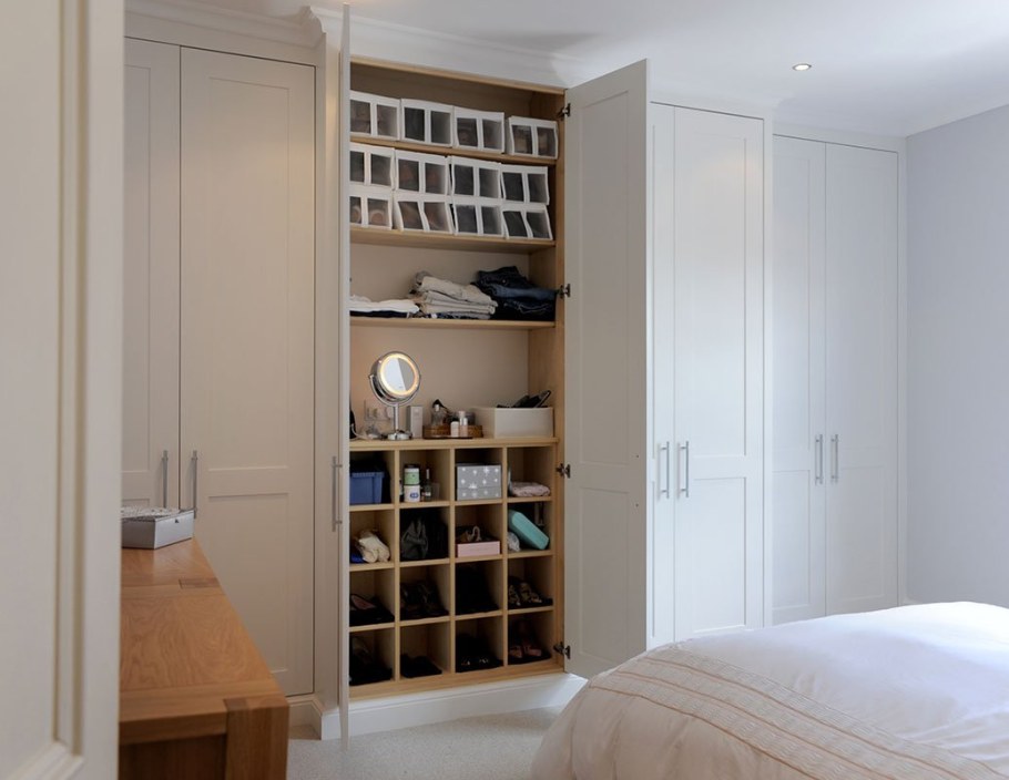 Какой шкаф лучше в спальню советы