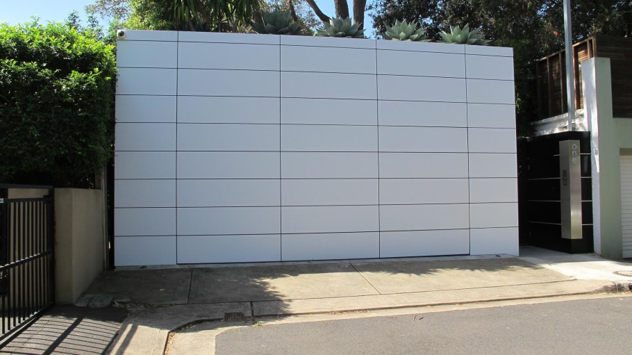 Забор алюкобонд