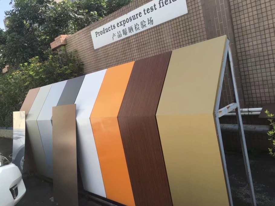 Панели из стеклопластика для наружной отделки