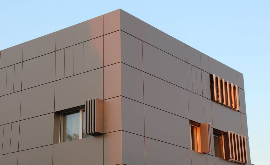 Алюкобонд фасад дома