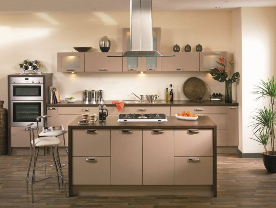 Кухня беж и капучино